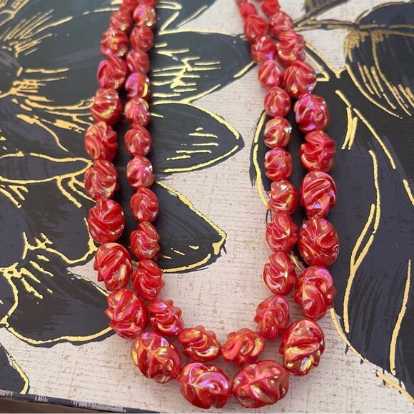 Vintage West Germany Lucite Pink Roses and Aurora Borealis Bead Necklace B3 - Picture 7 of 10